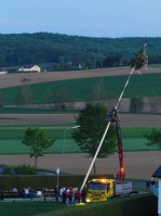 Dateiname=maibaum-aufstellen-057-IMG_8912bs.JPG
Dateigröße=698KB
Abmessungen: 1357x1810
hinzugefügt am: 01. Mai 2012 maibaum-aufstellen-057-IMG_8912bs.JPG