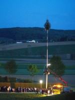 Dateiname=maibaum-aufstellen-087-IMG_9007bs.JPG
Dateigröße=786KB
Abmessungen: 1358x1810
hinzugefügt am: 01. Mai 2012 maibaum-aufstellen-087-IMG_9007bs.JPG
