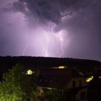 Dateiname=2015-05-19_22-19-07_gewitter_7D1L0161b.jpg
Dateigröße=904KB
Abmessungen: 1920x1920
hinzugefügt am: 19. Mai 2015 2015-05-19_22-19-07_gewitter_7D1L0161b.jpg