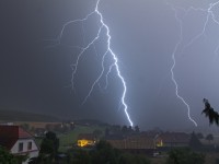 Dateiname=2016-07-22_23-51-29-Gewitter-7D1L6582b.jpg
Dateigröße=546KB
Abmessungen: 1920x1440
hinzugefügt am: 22. Juli 2016 2016-07-22_23-51-29-Gewitter-7D1L6582b.jpg