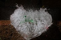 Dateiname=wasserbombe-09s.JPG
Dateigröße=1068KB
Abmessungen: 1920x1280
hinzugefügt am: 08. Mai 2011 wasserbombe-09s.JPG